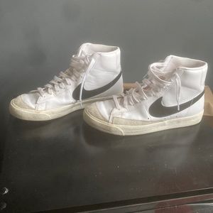 Size us 10 lightly used